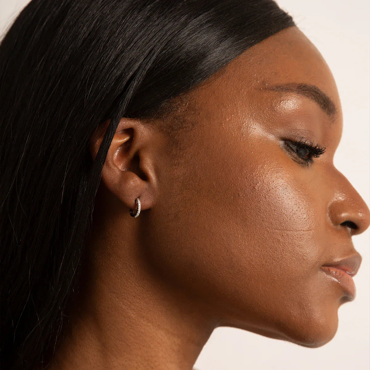 Vioraia Sparkling Huggie Earrings