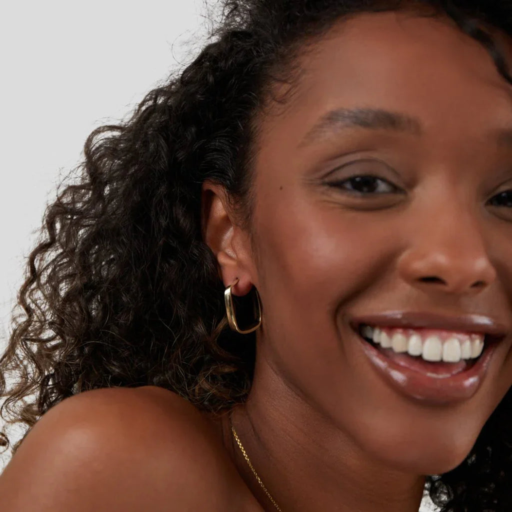 Vioraia Free Mila Geometric Hoop Earrings