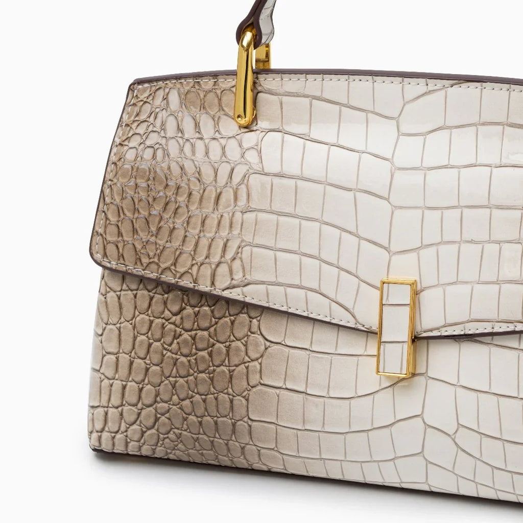 Vioraia (CS) Deanna Medium Tote Bag