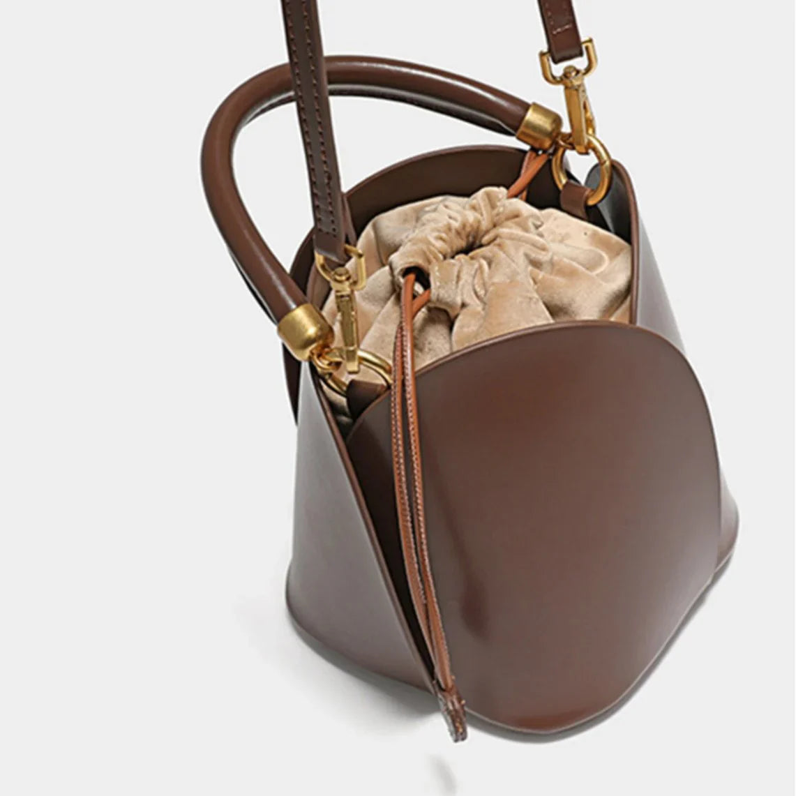 Vioraia Willow Bucket Handbag