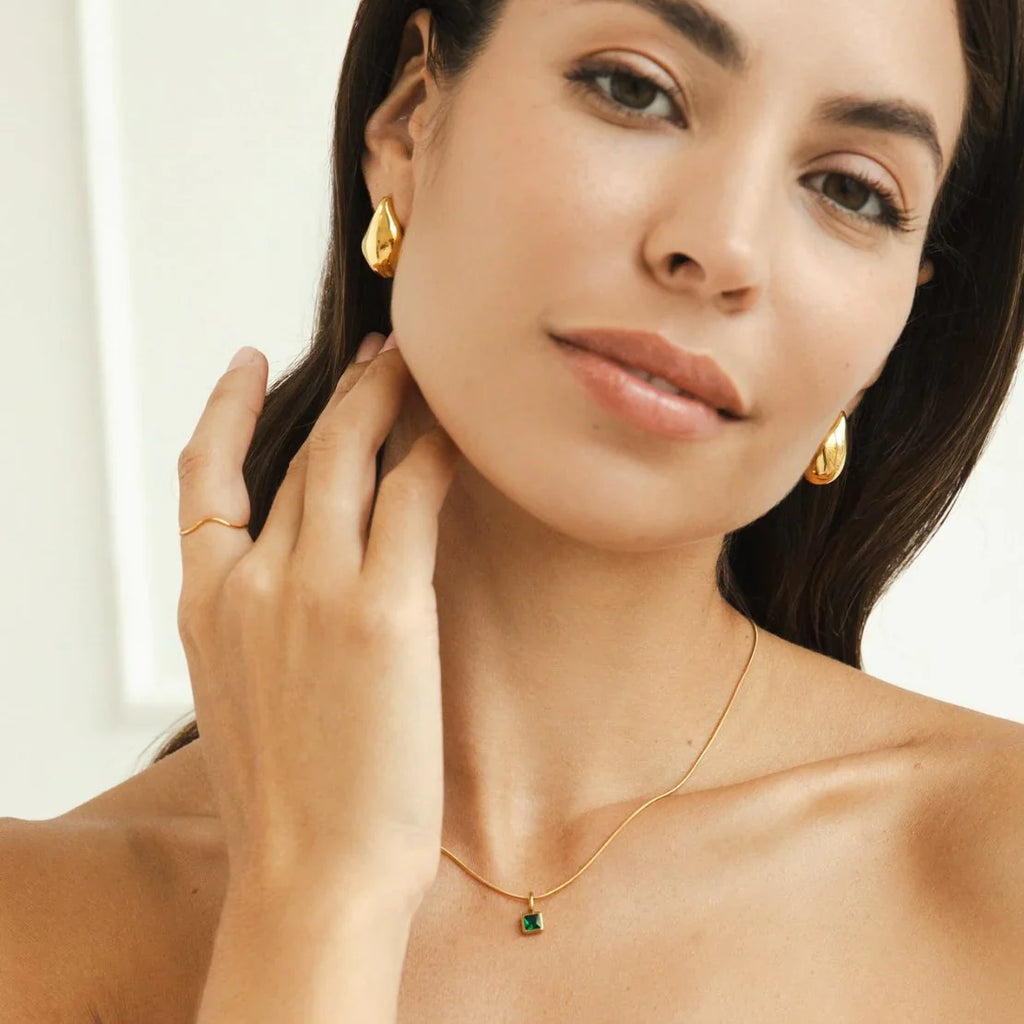 Vioraia Lana Curved Hoop Earrings