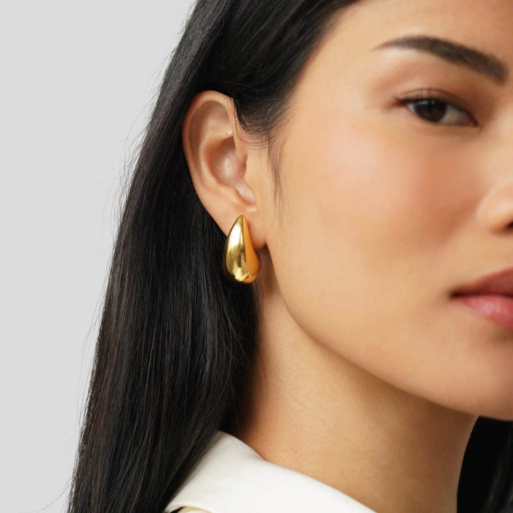 Vioraia Amara Gold Teardrop Earrings
