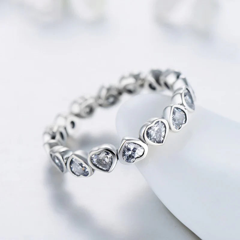 Vioraia Darling Devotion Ring
