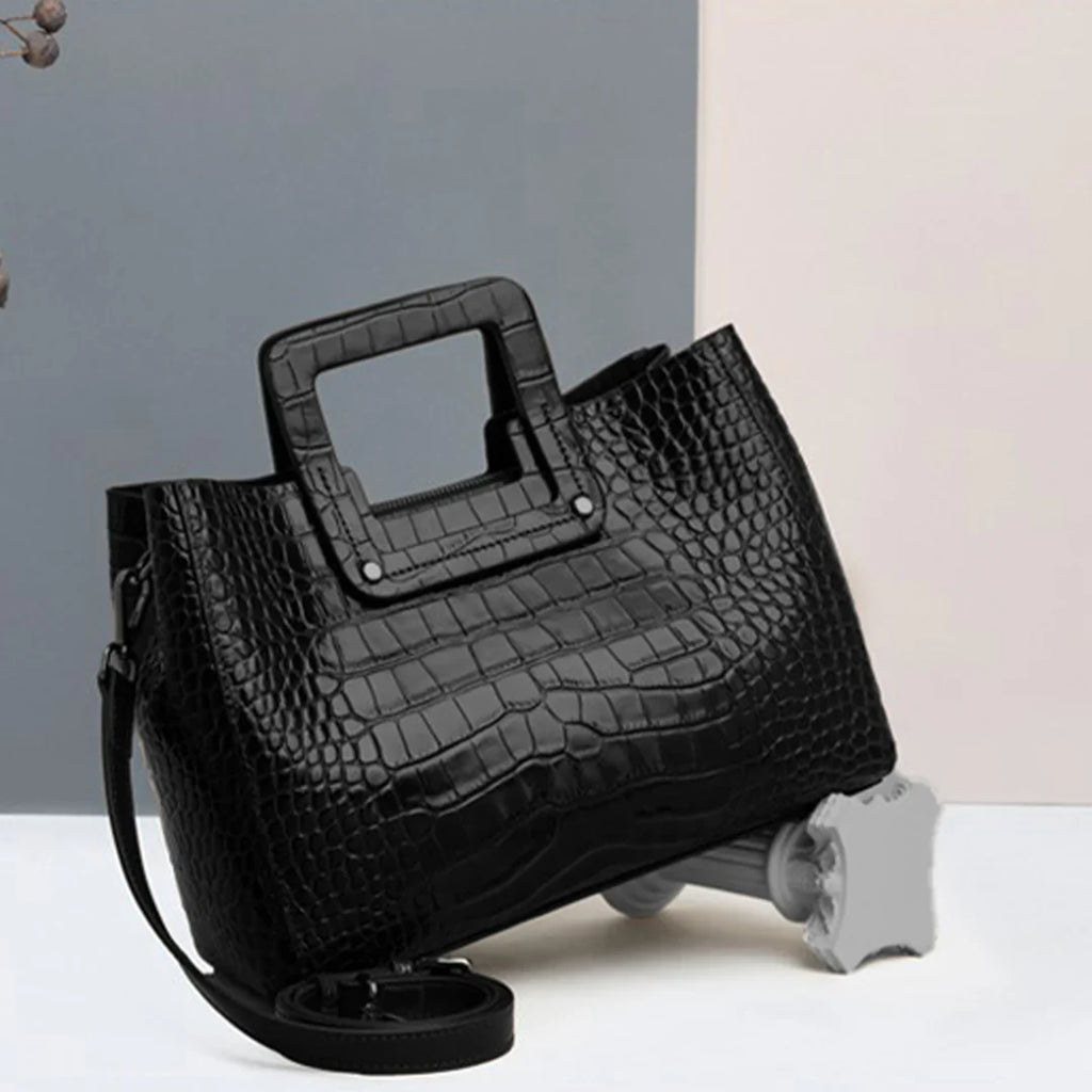 Vioraia Briella Tote Bag