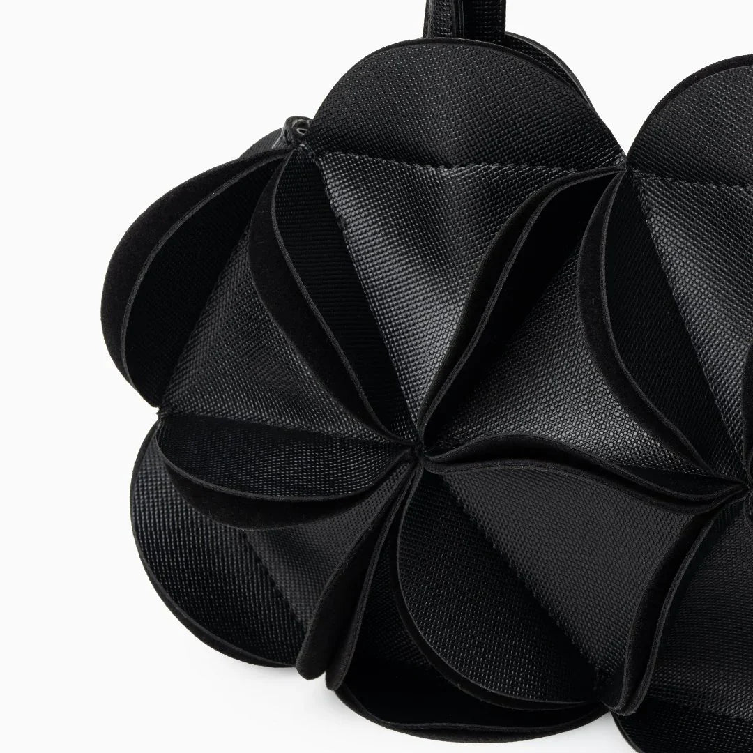 Vioraia (CS) Monique Flower Handbag