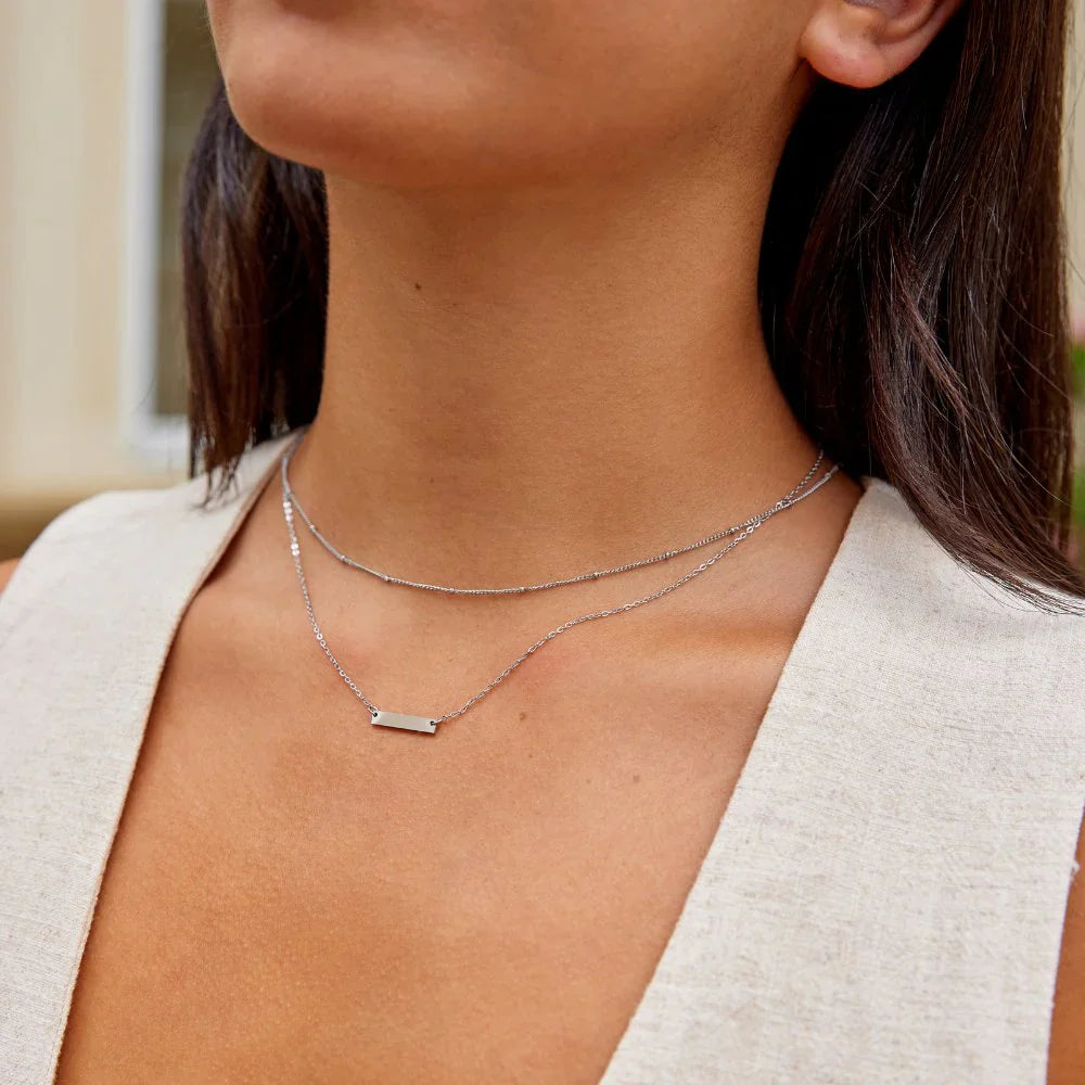 Vioraia Rina Silver Bar Necklace