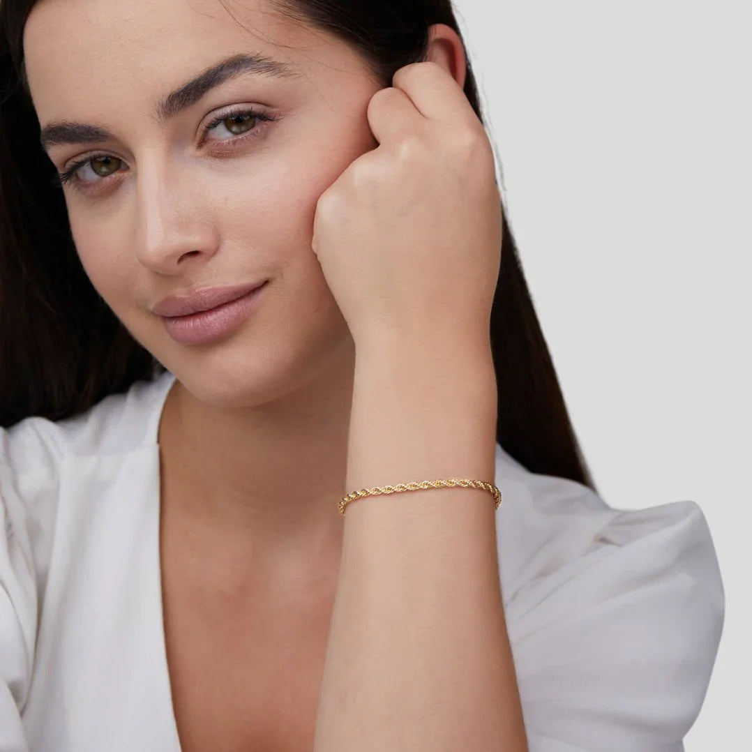Vioraia Twisted 18K Gold Bracelet