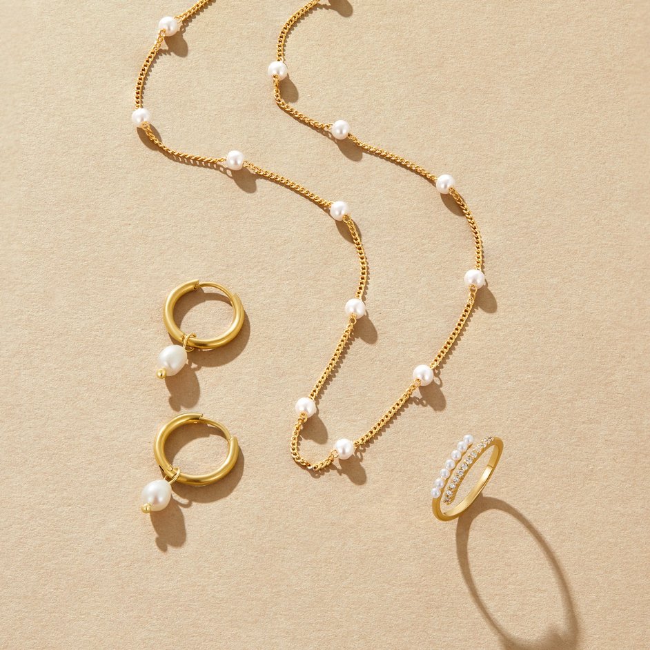 Vioraia Nura Pearl 18K Gold Necklace