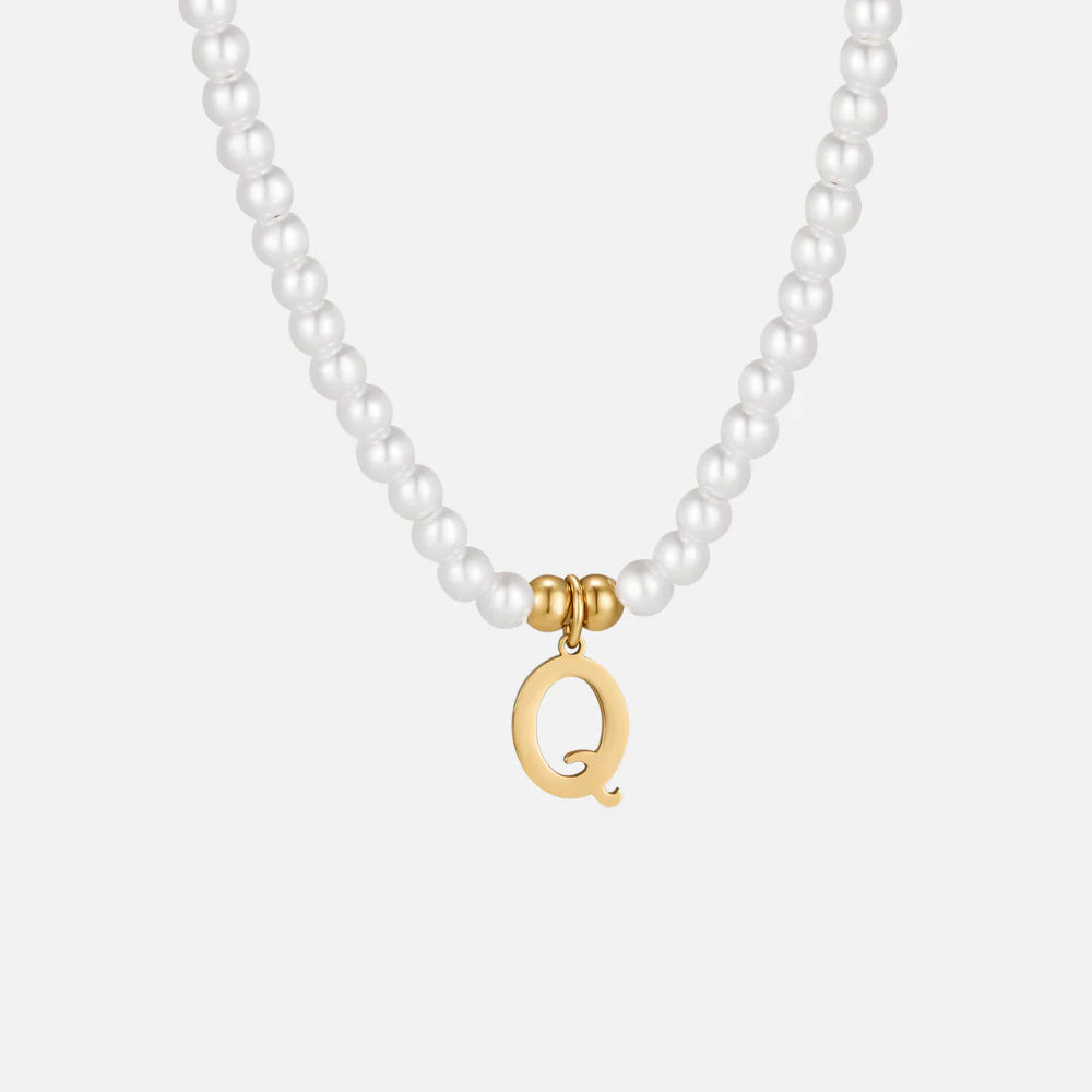 Vioraia Letter Pearl Necklace