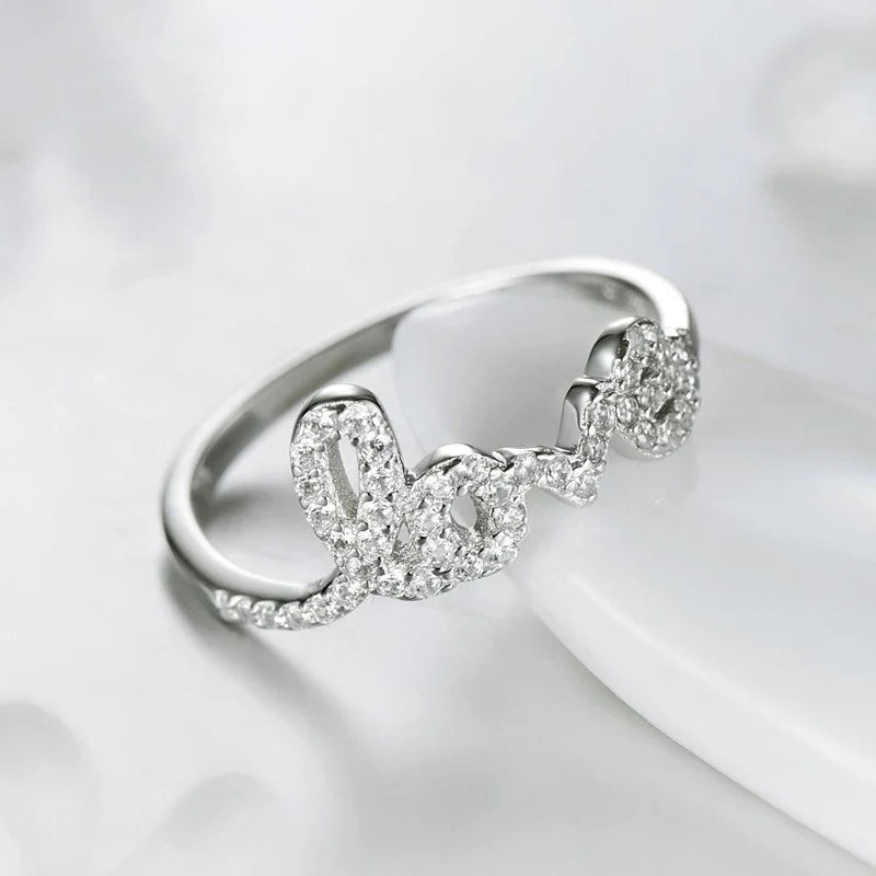 Vioraia Forever Love Ring
