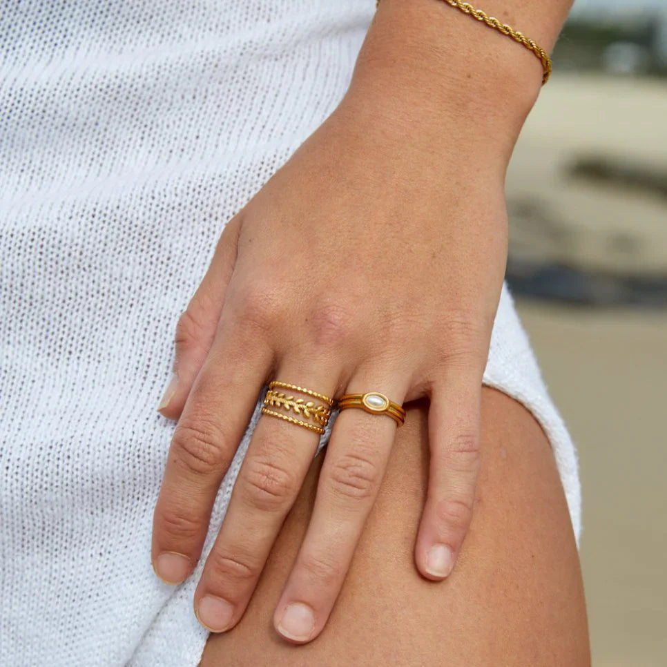 Vioraia Marissa Layered Gold Leaf Ring