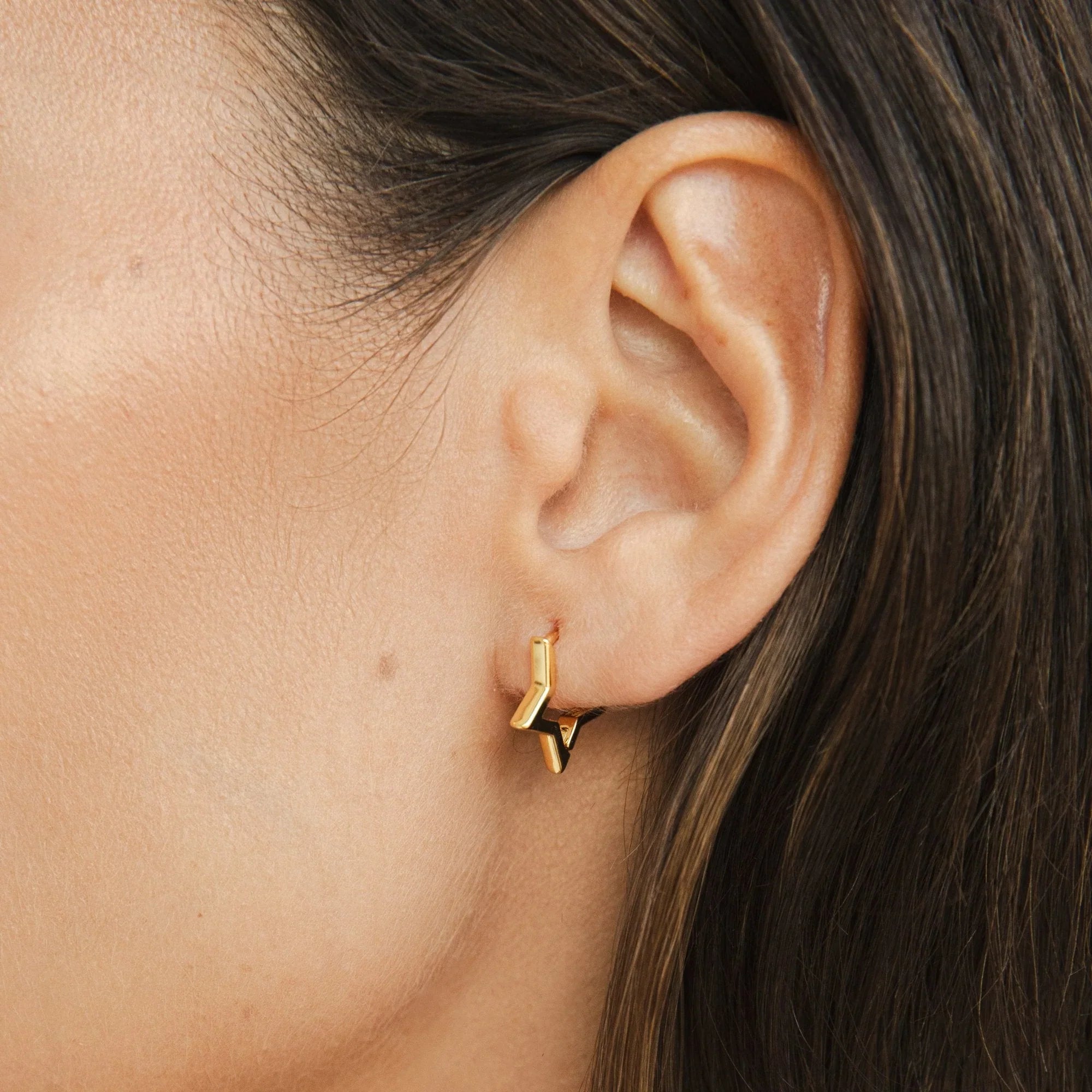 Vioraia Gold Star Hoop Earrings