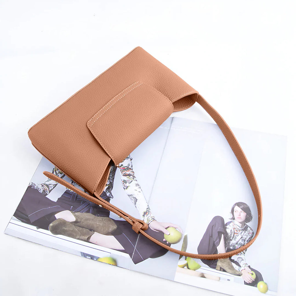 Vioraia Lyra Shoulder Bag