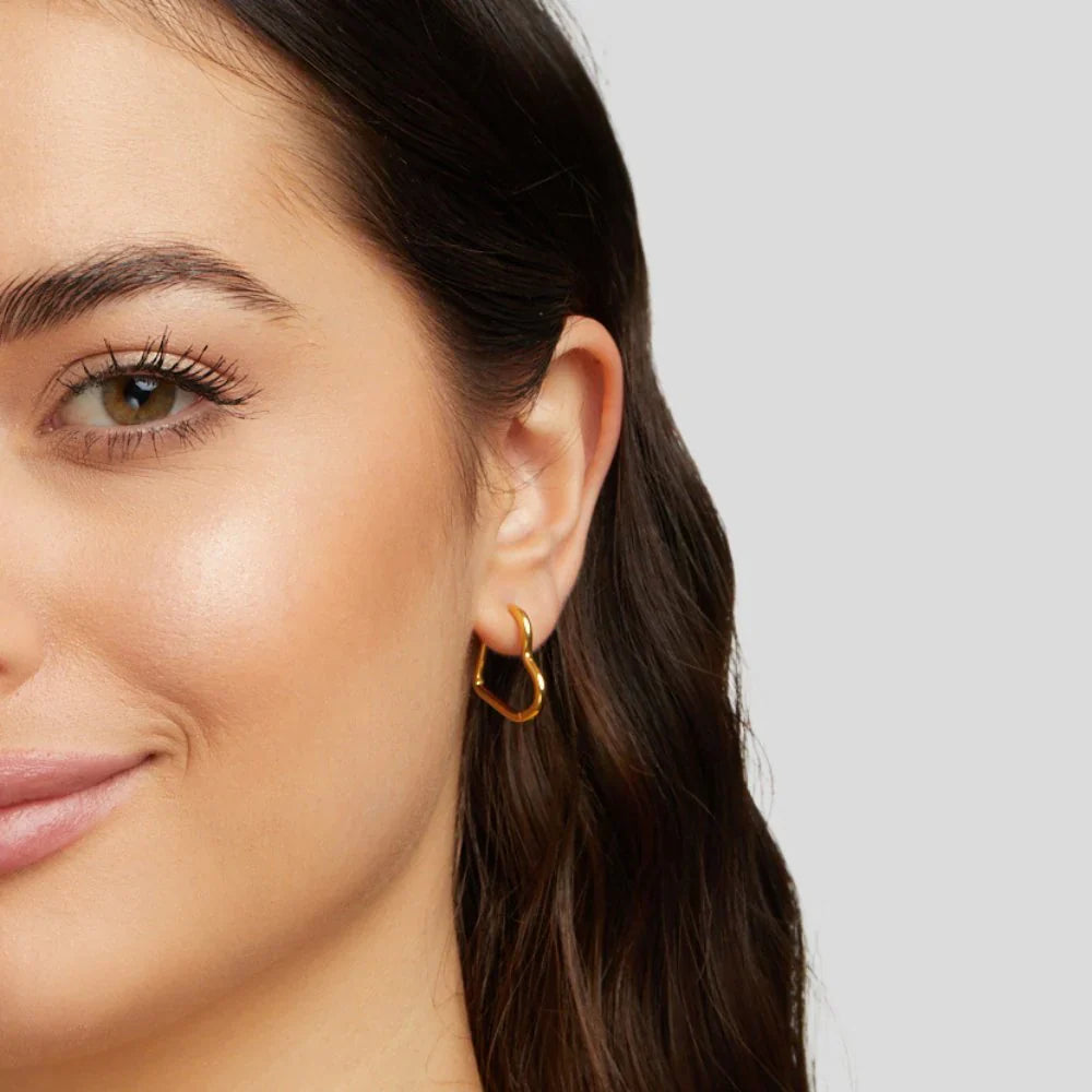 Vioraia Heart Gold Hoops