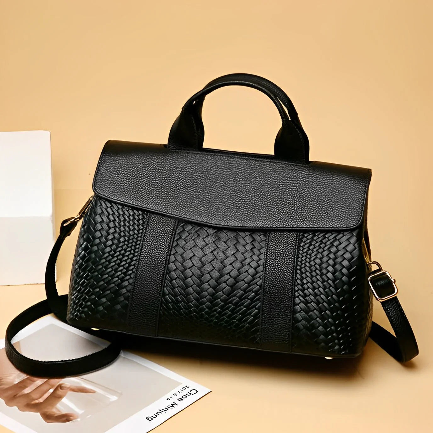 Vioraia Brittany Everyday Medium Tote Bag