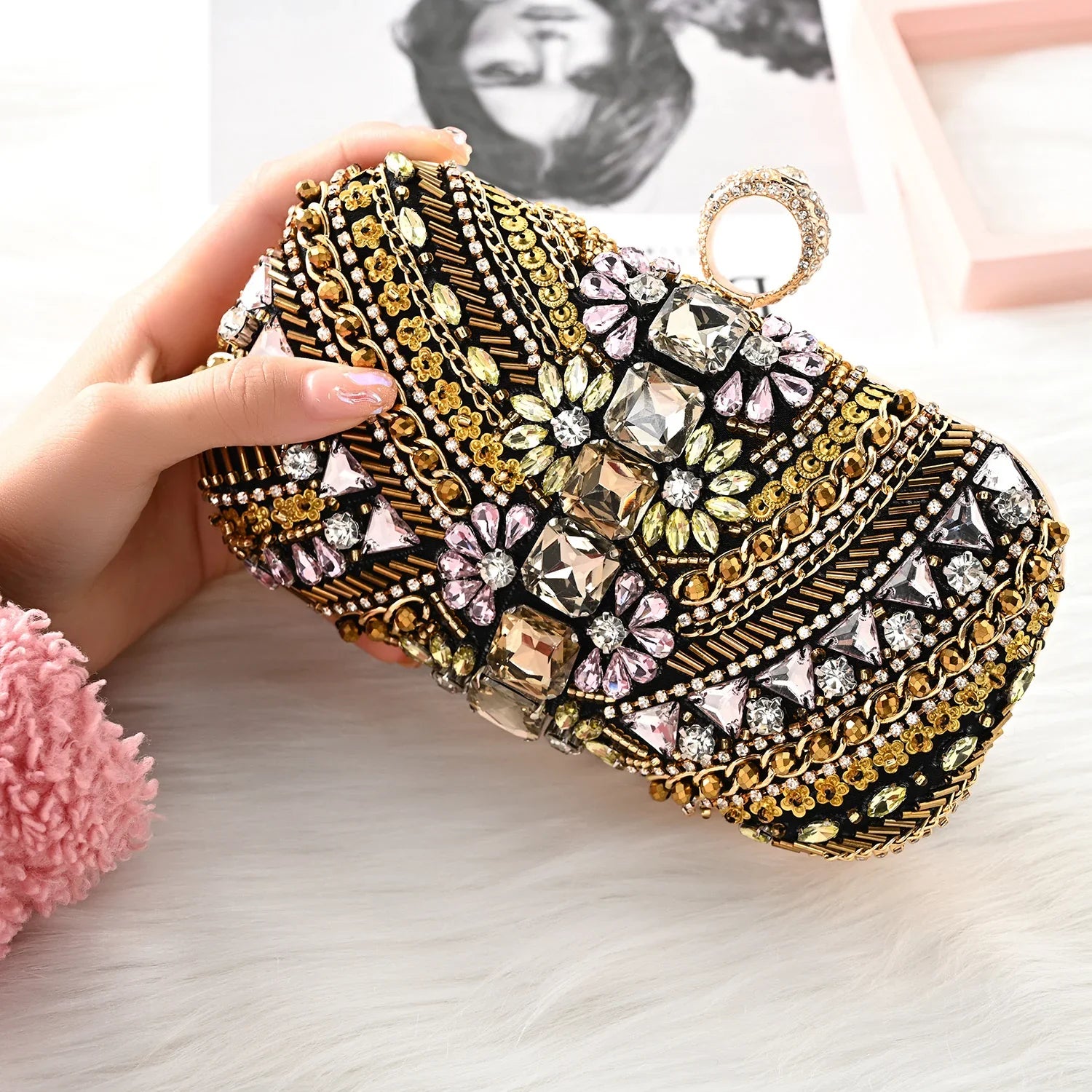 Vioraia (CS) Cynthia Beaded Embroidery Clutch Bag