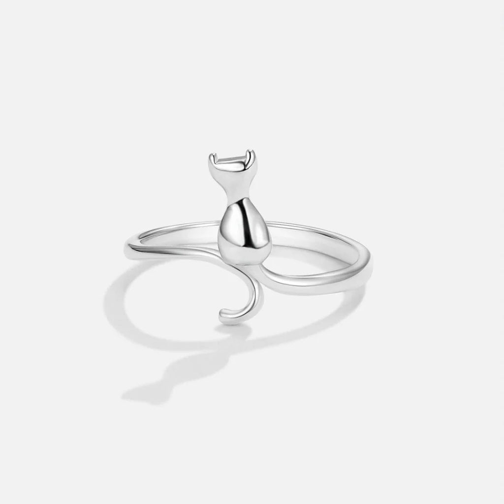 Vioraia Midnight Cat Silver Ring
