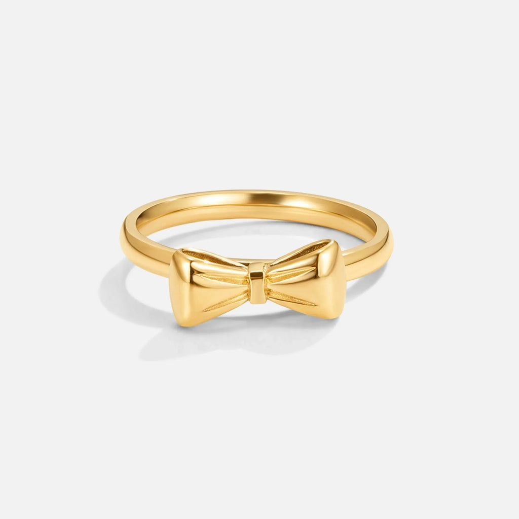 Vioraia Ellie Gold Bow Ring
